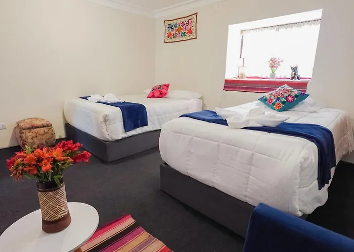 Hébergement de vacances Beautiful, Spacious & Cozy House Located In The Heart Of