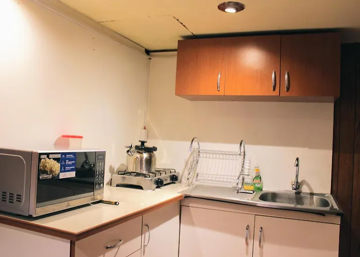 Hébergement de vacances Beautiful, Spacious & Cozy House Located In The Heart Of